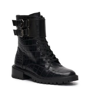 NWT Vince Camuto Black Snake Print Fall boot style heels